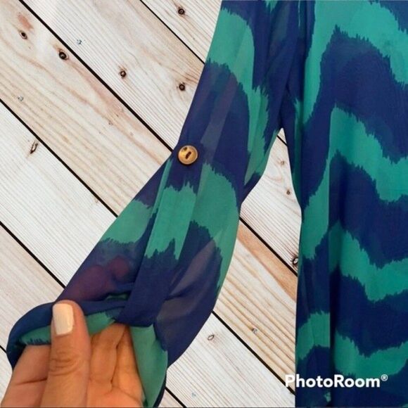 Auditions Blue & Aqua Wavy Print Blouse - Picture 2 of 4